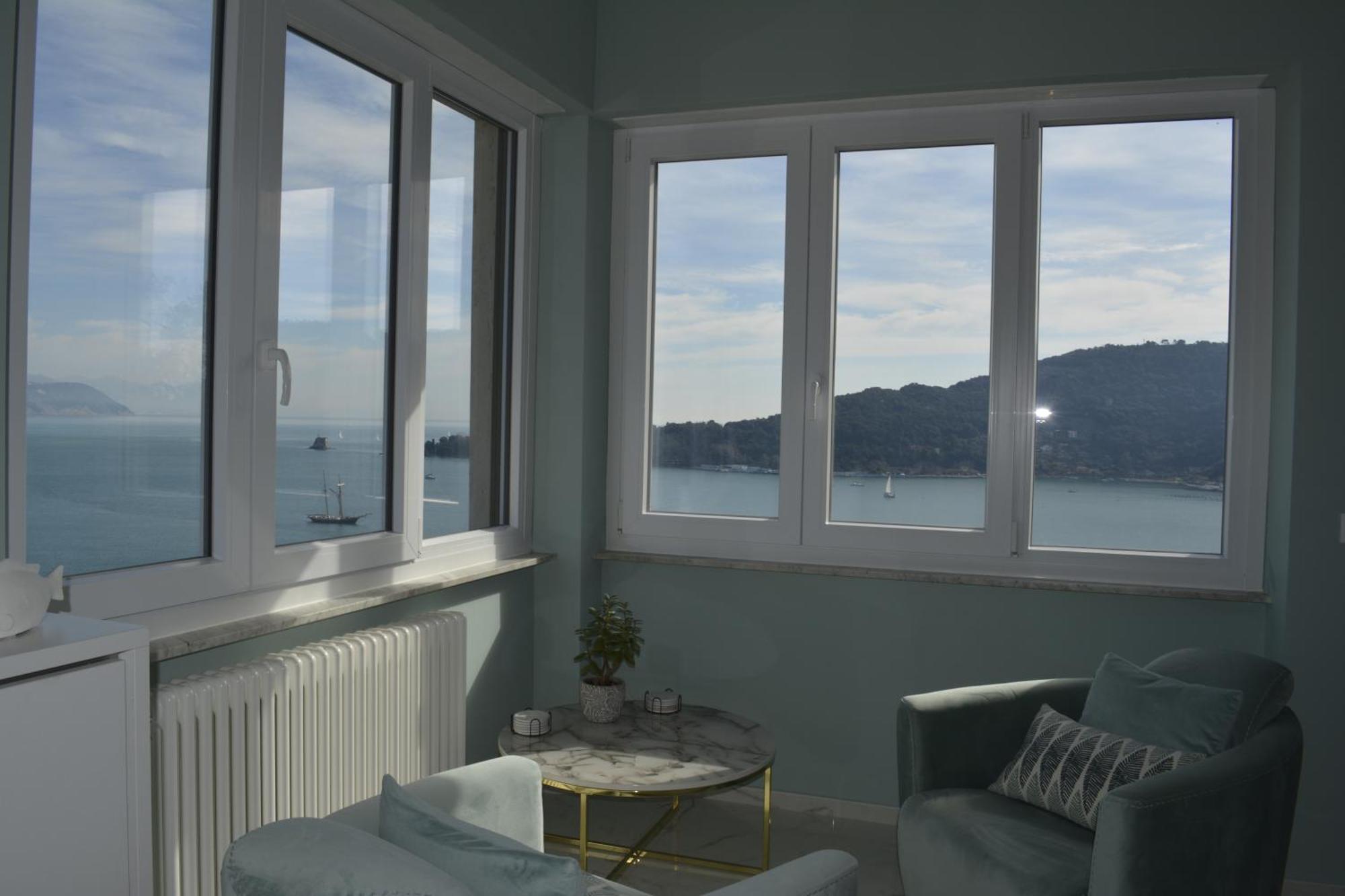 Casemaggi Attico Sul Mare, Penthouse On The Sea ปอร์โตเวเนเร ภายนอก รูปภาพ